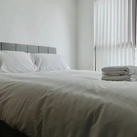 Luxury Flat Town Centre Apartment Reading Exterior photo